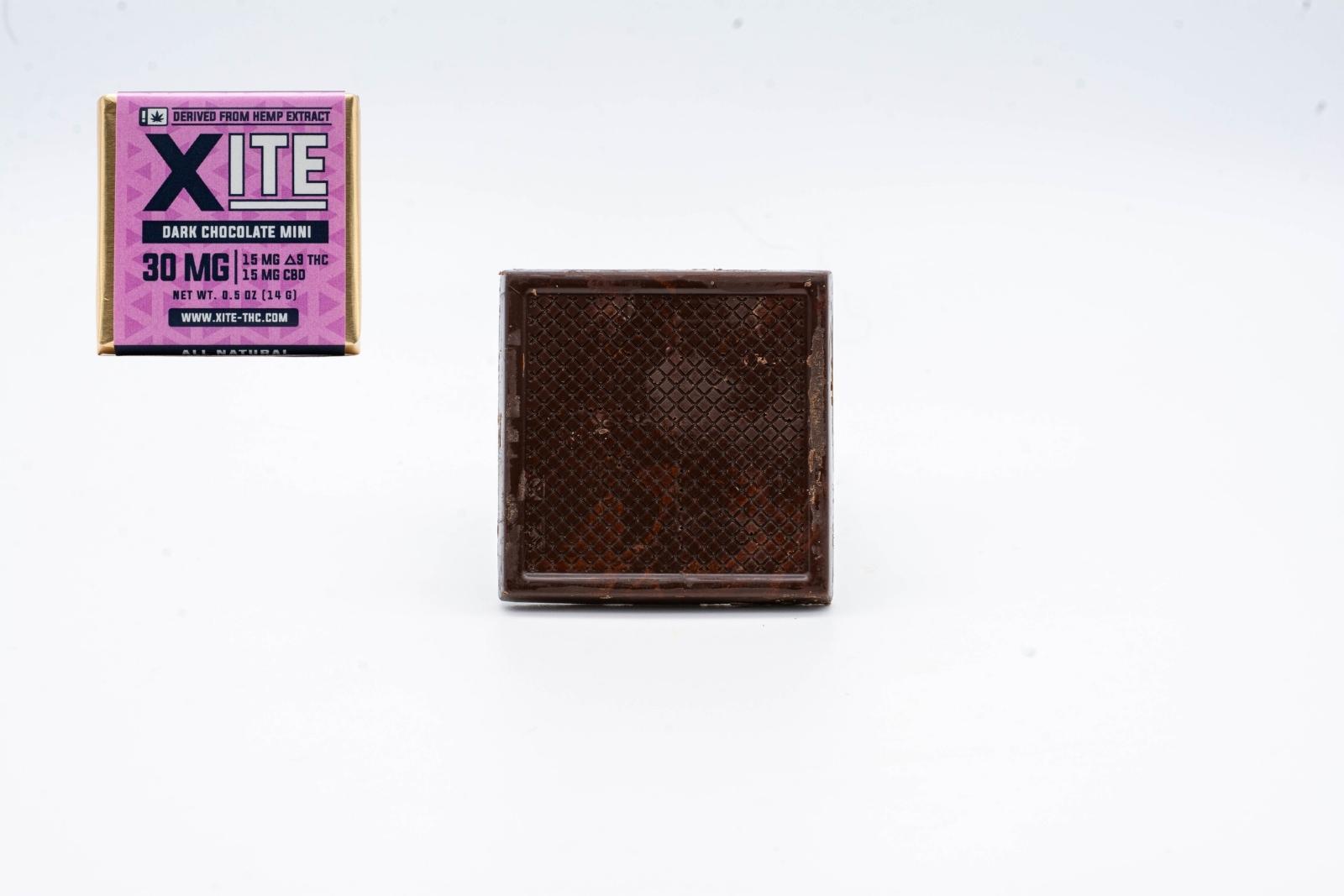 One Xite 1:1 Delta 9 Dark Chocolate Mini, on a white background